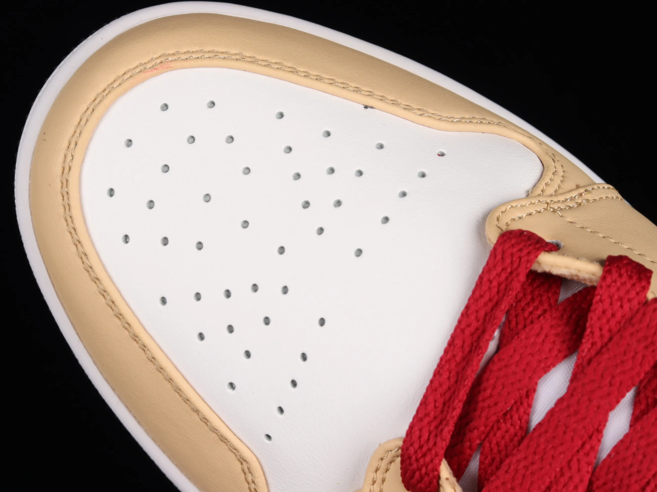 All Categories Air Jordan Jordan Series Basketball Shoes Air Jordan 1 Mid Air Jordan 1 Mid "Beige Red" AJ1 Joe 1 Curry Yellow Zhongbang Basketball Shoes 554724-201